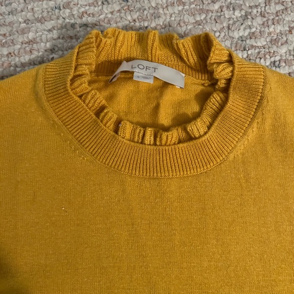 NWOT LOFT  sweater with ruffled neckline - Picture 3 of 9